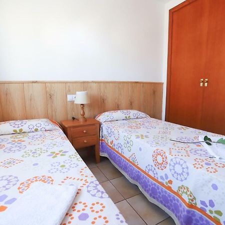 Costa Daurada Apartaments - Regueral กัมบริลส์ ภายนอก รูปภาพ
