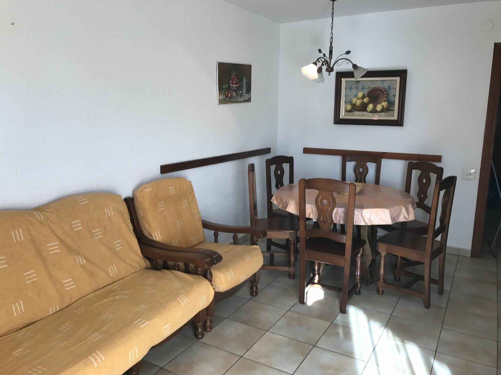 Costa Daurada Apartaments - Regueral กัมบริลส์ ภายนอก รูปภาพ
